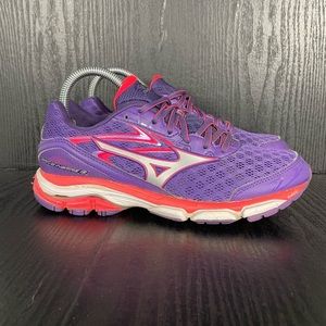 Mizuno Wave Inspire 12 Women’s size 7.5